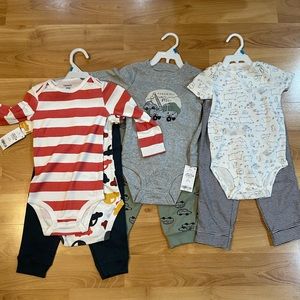 Carters outfits size 24 months